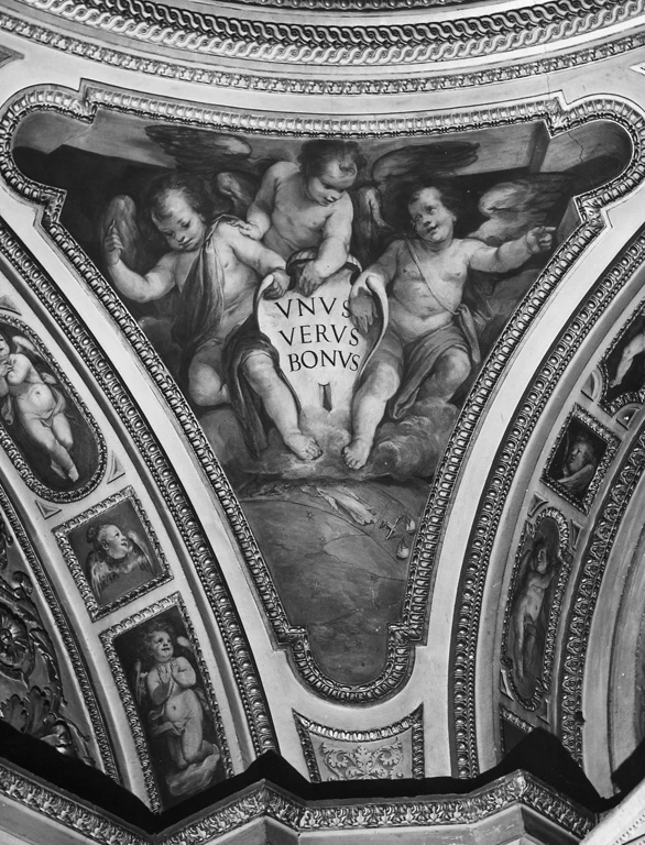 Putti reggicartella - Chiesa del SS. Nome di Gesù all'Argentina, Roma